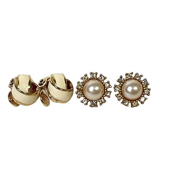Earrings Richelieu Faux Pearl Rhinestones And Monet Cream Enamel Clip On Vintage - Picture 1 of 12